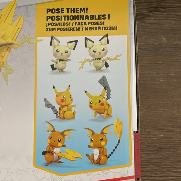 Brand new Mega Pokémon Build & Show Pikachu Evolution Trio building blocks - Picture 8 of 10